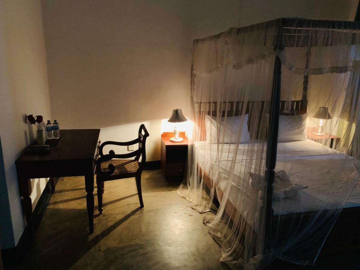 Randiyaepiliyagoda Resort Avissawella Bagian luar foto